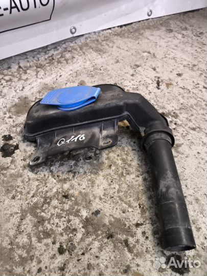 Горловина бочка омывателя Audi Q5 8R 2.0 2010