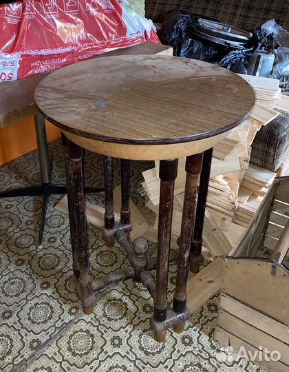 Столик круглый