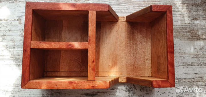 Салфетница горизонтальная