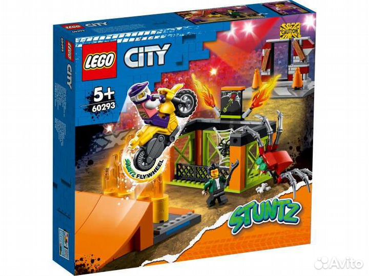 Новый Конструктор lego City Парк каскадёров 60293