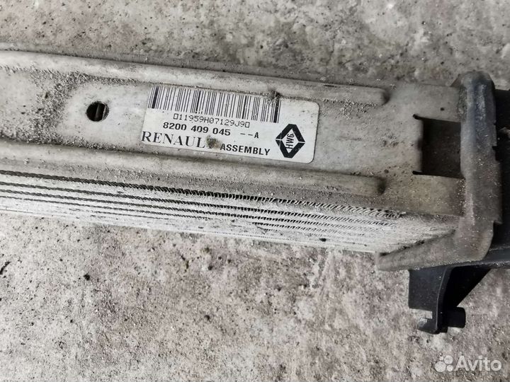 Интеркулер рено логан 1.5DCi