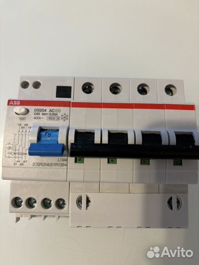 Дифференциальный автомат ABB DS204 AC-C25/0,03