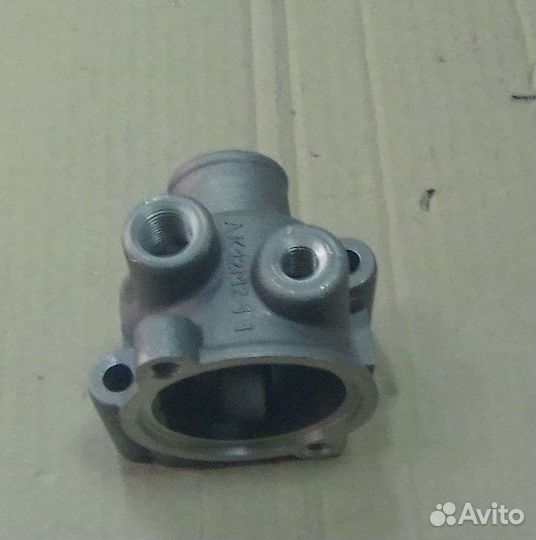Корпус термостата змз 409
