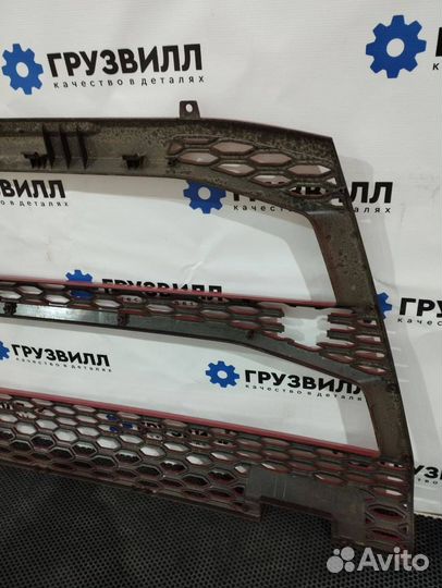 Решетка в бампер Volvo FH5 84235709