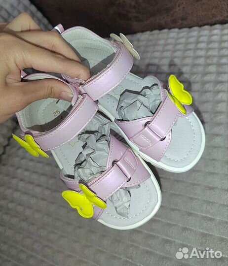 Новые босоножки открытые для девочек 25 26