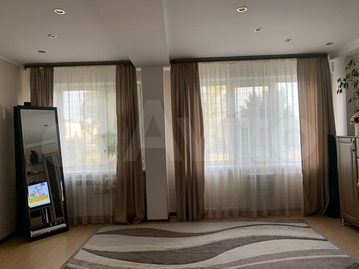 3-к. квартира, 76,8 м², 2/9 эт.