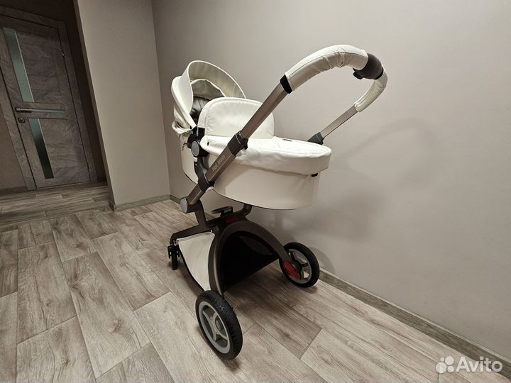 Коляска Hot Mom White Leathe Комплектация 2 в 1