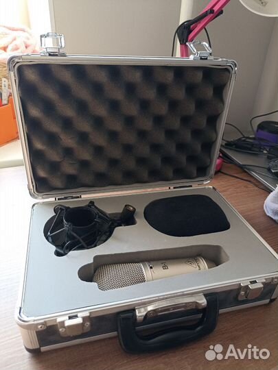 Студийный микрофон Behringer B-1