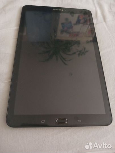 Планшет samsung sm-t561