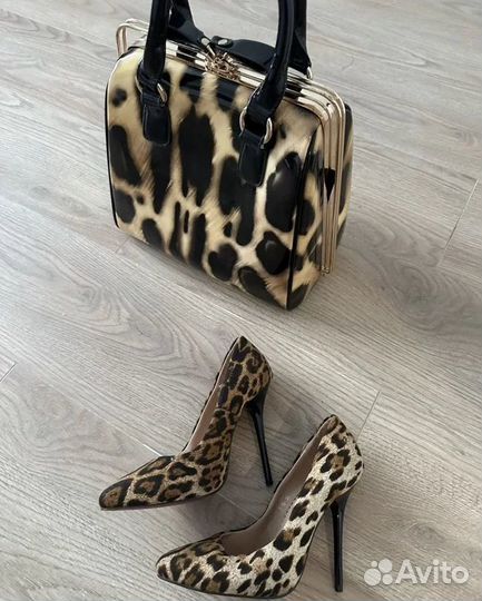 Пакет шикарных женских вещей