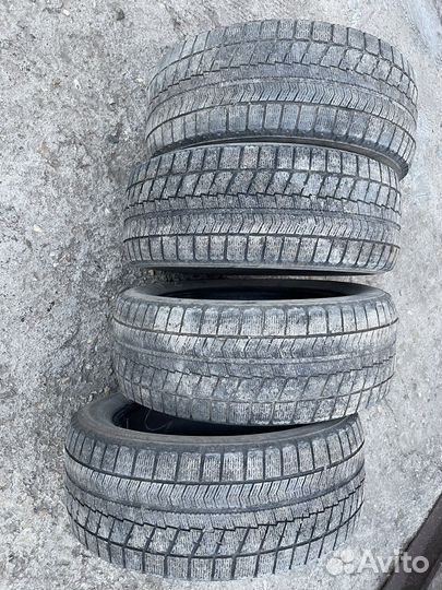 Bridgestone Blizzak VRX 205/55 R16