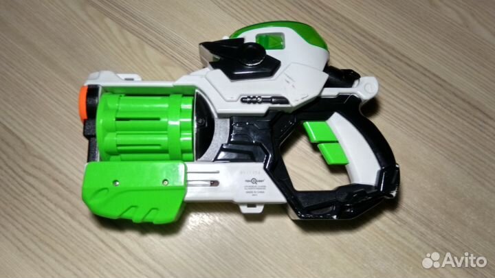 Бластер стреляющий пулями и дисками
