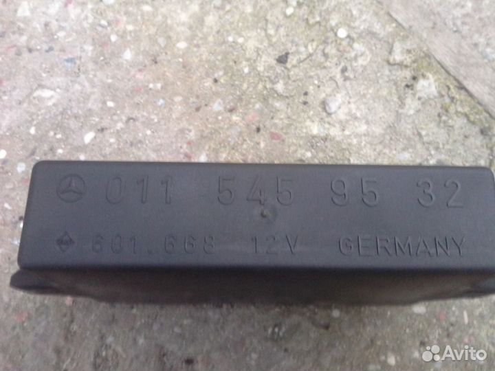 Блок Мерседес