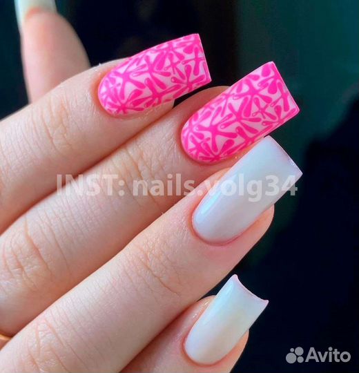 Нужна модель на маникюр(для пополнения портфолио)