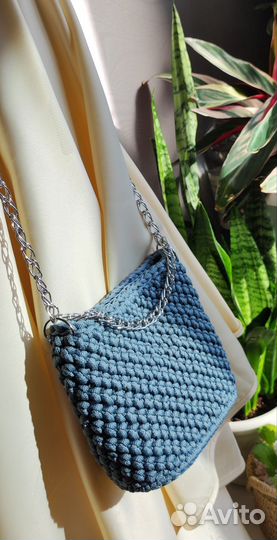 Сумка женская на цепочке
