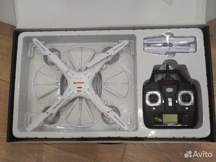 Квадрокоптер с камерой zyma x5c 2.4g