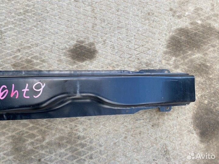 Усилитель бампера задний Volkswagen Tiguan 5N1