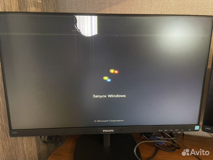 Монитор Philips