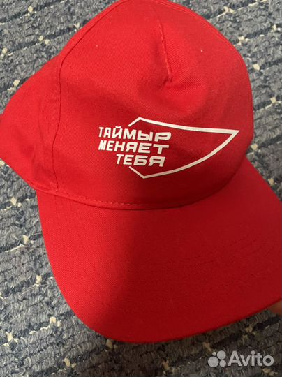 Бейсболка новая