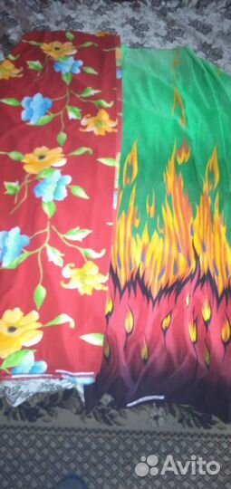 Отрез ткани крепдешин