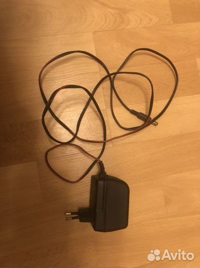 Блок питания для гитарных эффектов