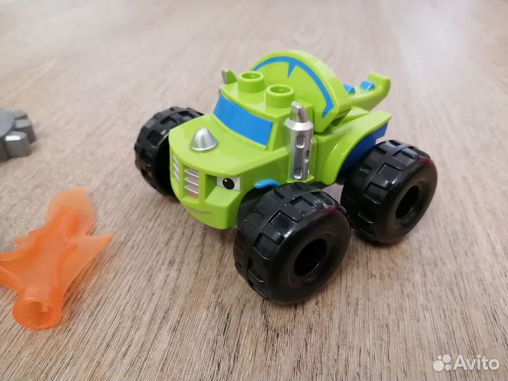 Конструктор Город мастеров 1010 джип Зег (с.Вспыш)