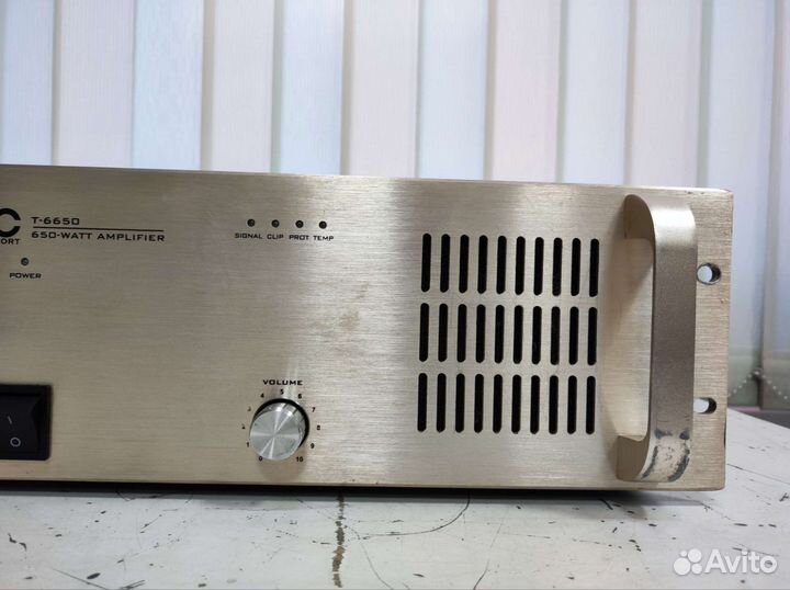 Трансляционный усилитель 650Вт ITC escort T-6650