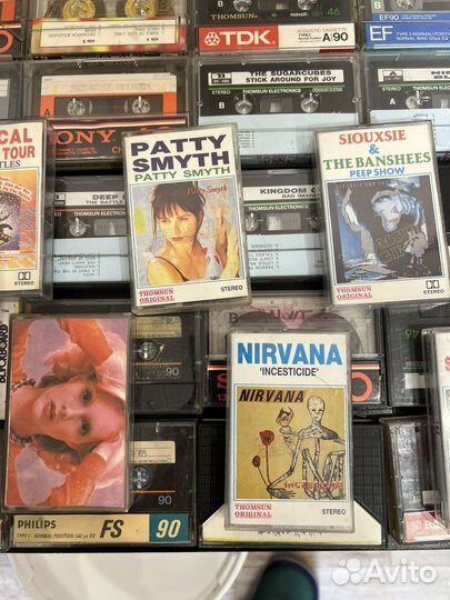 Японские кассеты с музыкальными записями