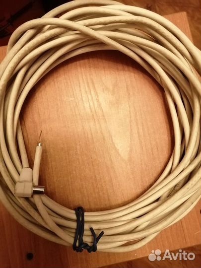 Кабели питания,Шнуры питания с вилкой