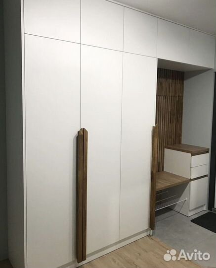 Шкафы на заказ распашные