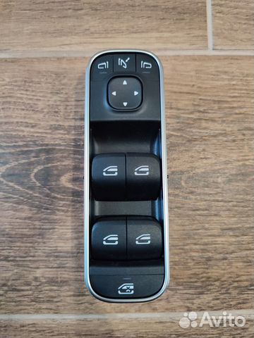 Блок переключателей Mercedes Benz a1679059803