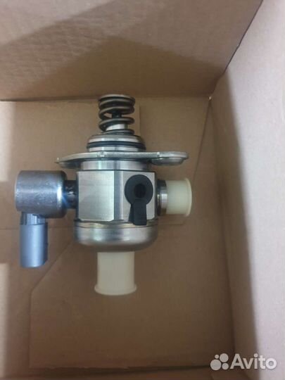 Топливный насос тнвд Шкода Октавия 06K 127 025 H