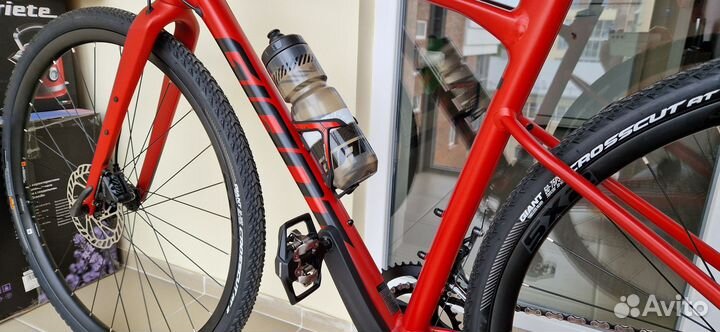 Велосипед Giant revolt 1