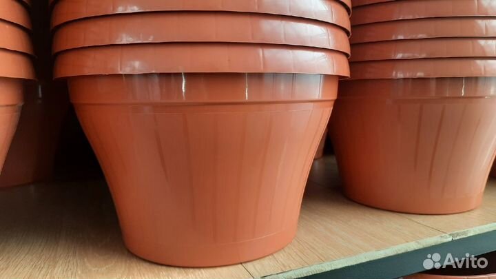 Кашпо для цветов подвесное