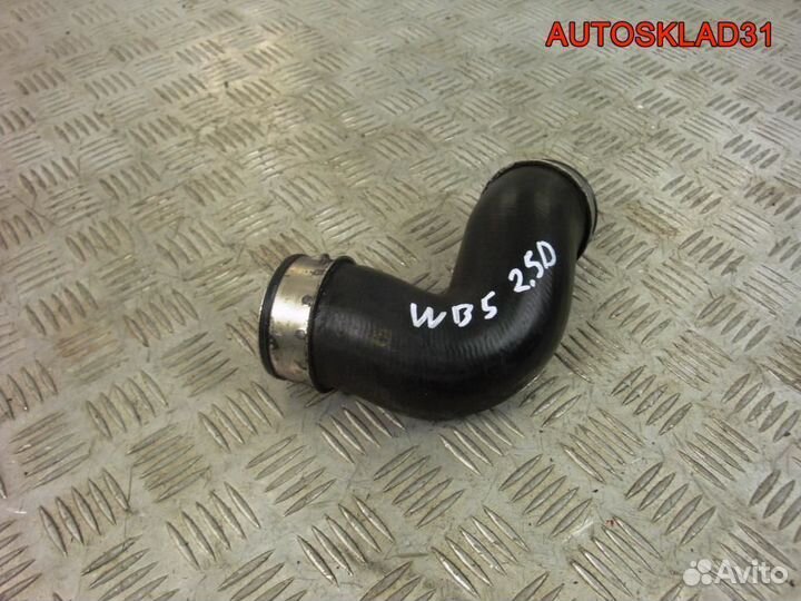Патрубок интеркулера VW Passat B 2.5 TDI 3B0145838