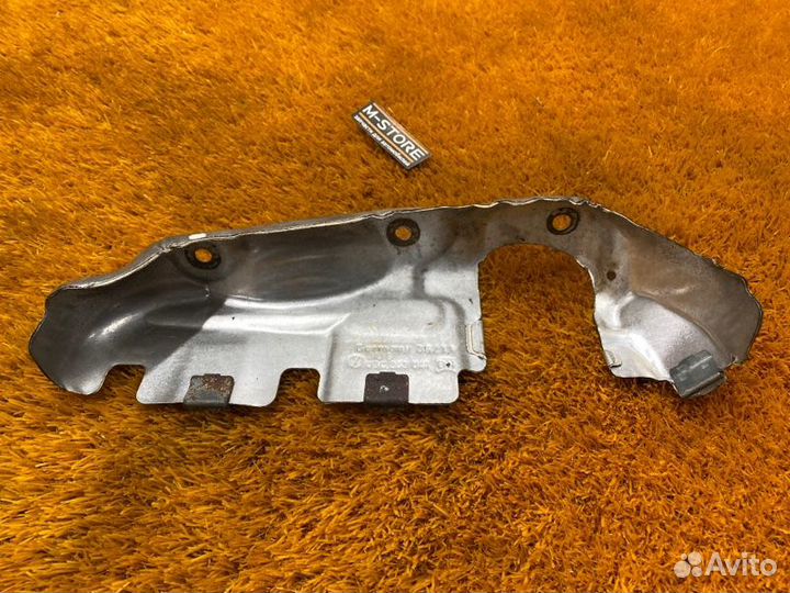 Тепловой экран Volkswagen Passat B7 caxa 2011