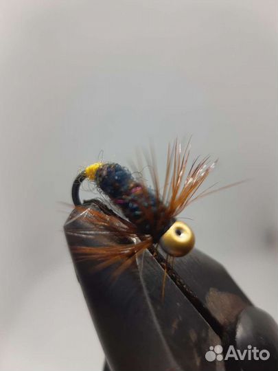 Муха на Хариуса