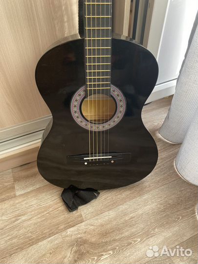 Акустическая гитара