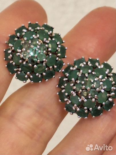 Серебряные серьги с изумрудами