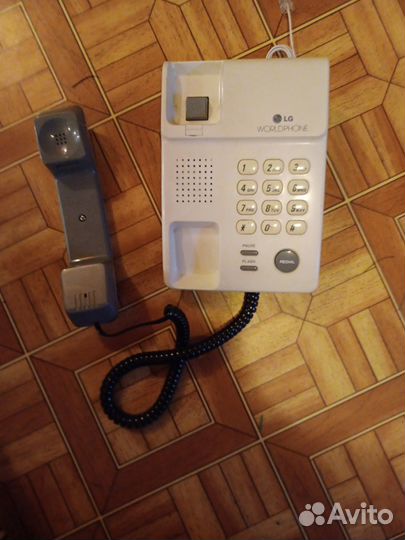 Стационарный телефон