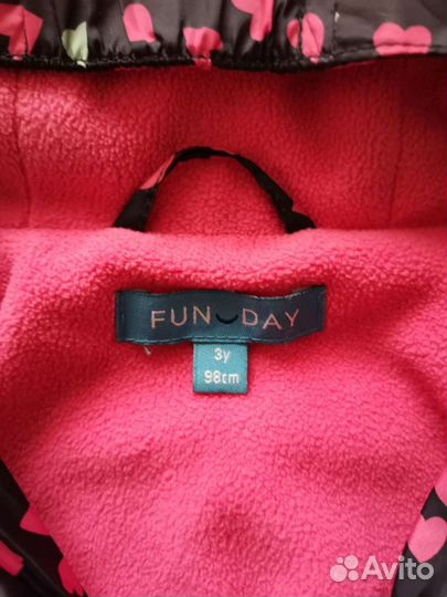 Ветровка для девочки 98