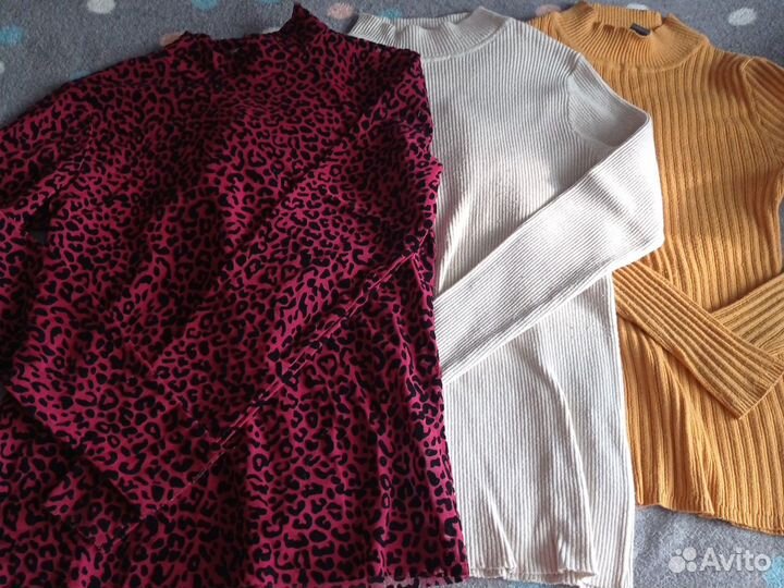 Водолазки 42-44 р
