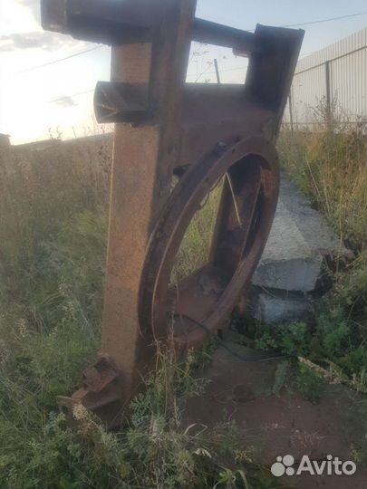 Подрамник прицепа нефаз