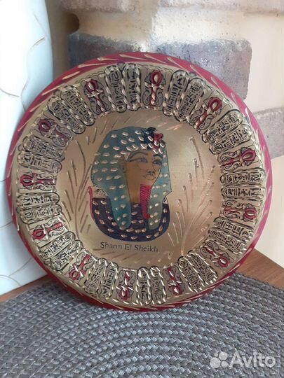 Сувенирные тарелки