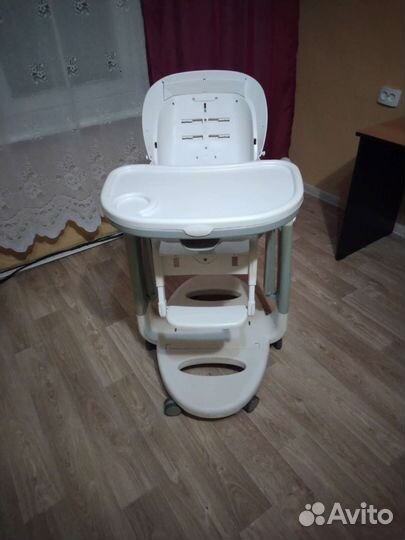Детский стульчик для кормления peg perego