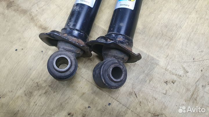 Задний амортизатор ауди 80