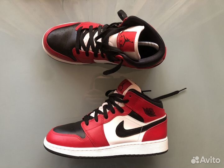 Кроссовки Nike Air Jordan 1 high