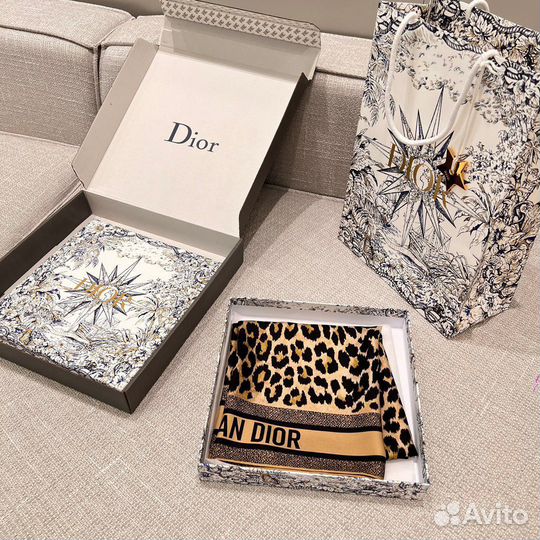 Платок женский Dior