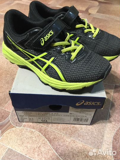 Кроссовки детские asics
