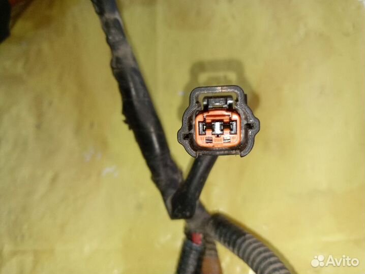 Проводка форсунок Nissan Bluebird U14 SR18DE 1998